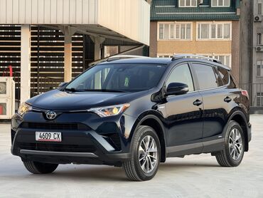 Toyota: Toyota RAV4: 2018 г., 2.5 л, Типтроник, Бензин, Кроссовер