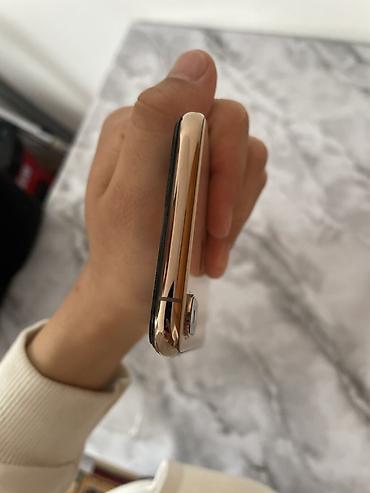 Apple iPhone: IPhone Xs, Б/у, 64 ГБ, Золотой, Чехол, 100 % — 7
