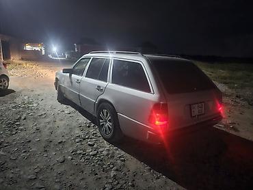 авто стенд: Mercedes-Benz W124: 1995 г., 2.2 л, Механика, Бензин, Универсал — 3