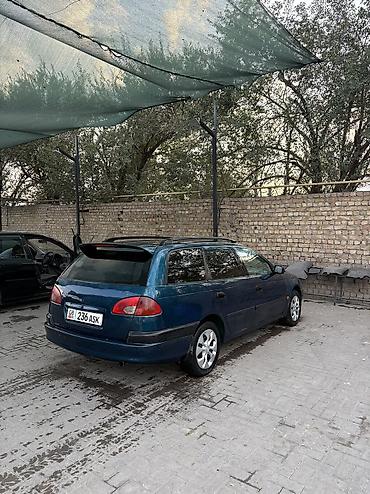 corolla 2018: Toyota Avensis: 1999 г., 1.8 л, Механика, Бензин, Универсал — 3