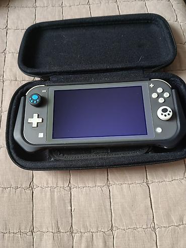 игровые консоли nintendo switch: Прошитая Nintendo Switch Lite с аксессуарами. Комплектация: - Консоль — 2