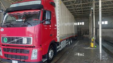 прицепы для трактора: Тягач, Volvo, Шторный