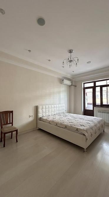 Продажа квартир: 3 комнаты, 82 м², 8 этаж — 3