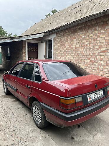 Volkswagen: Volkswagen Passat: 1991 г., 1.8 л, Кол менен иштөөчү, Бензин, Седан — 6