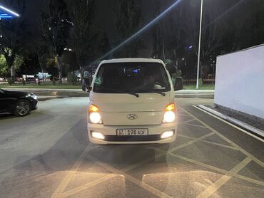 Hyundai: Hyundai Porter: 2018 г., 2.5 л, Автомат, Дизель