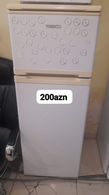 Paltaryuyan maşınlar: 2 qapılı Beko Soyuducu Satılır, rəng - Bej
