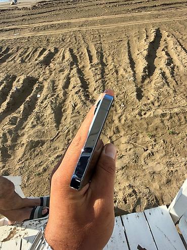 iphone air 3: IPhone 13 Pro Max, 128 GB, Sierra Blue, Simsiz şarj, Barmaq izi, Face ID — 6