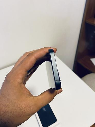 iphone 21: IPhone 13, 128 GB, Qara, Face ID — 3