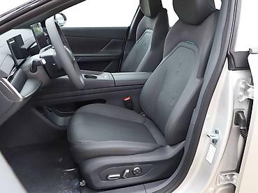 Dongfeng: Dongfeng : 2025 г., Электромобиль — 8