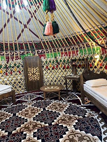 Посуточная аренда квартир: Современные, уютные, теплые юрты 😍
Писать на вотсап — 4