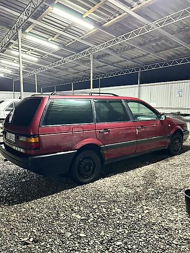 Volkswagen: Volkswagen Passat Variant: 1990 г., 1.8 л, Универсал — 9