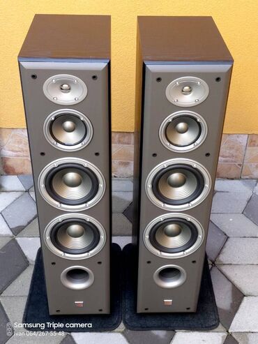 Zvučnici i stereo sistemi: JBL Northridge E80 podnostojeće Hi‑Fi zvučne kutije (par) - — 9