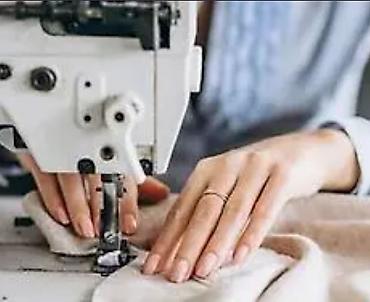 tikis fabrikinde is elanlari: Tikişçi tələb olunur, 3-5 illik təcrübə, 6/1, 10 günlük ödəniş — 1