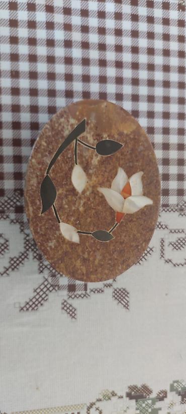8 mart hədiyəsi: Mücrü, hindistandan alınıb, mərmərdir, üstündəki naxışlar sədəfdir, əl — 2