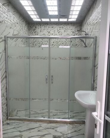 Duş kabinaları, arakəsmələr: Yeni Üstü açıq kabina, Künc üçün, Pulsuz çatdırılma — 23