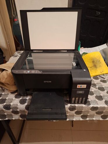 airpods 3 ikinci el: Epson printer satilir. Ustunde elave cirnelide verilir