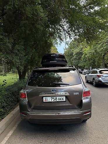 реальному: Toyota Highlander: 2010 г., 3.5 л, Автомат, Гибрид, Внедорожник — 3