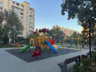 kohnə binalar: Bakı, Bakıxanov qəs., 3 otaqlı, Köhnə tikili, m. Neftçilər, 65 kv. m — 1