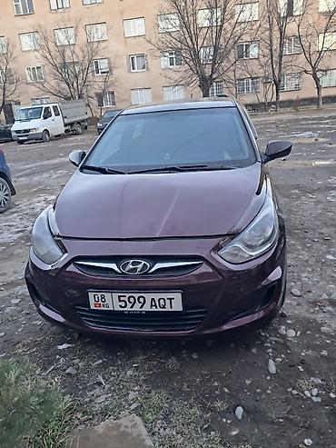 солярись: Hyundai Solaris: 2011 г., 1.6 л, Автомат, Бензин, Седан — 8