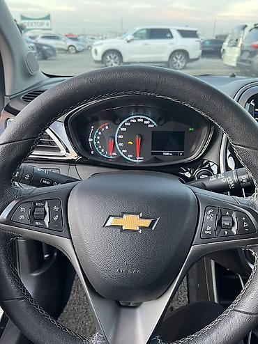 Chevrolet: Chevrolet Spark: 2021 г., 1 л, Вариатор, Бензин, Хэтчбэк — 7