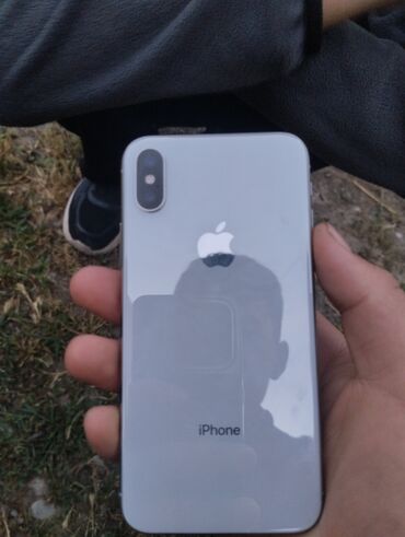 Apple iPhone: IPhone X, Б/у, 64 ГБ, Белый, Защитное стекло, Чехол, 71 %