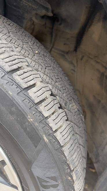 225/60 R18 Шины (2 штуки) Bridgestone (зима) Характеристики: -