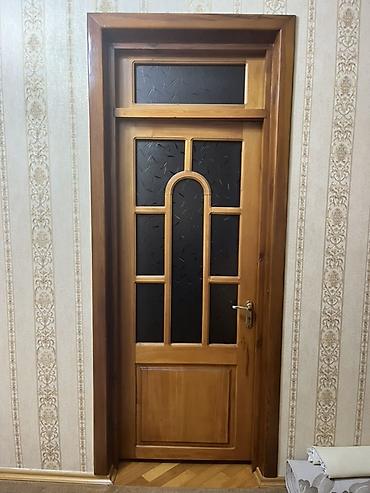 Taxta otaq qapısı – şüşəli dekorativ dizayn - Material: tam taxta
