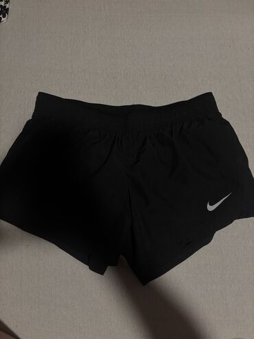 nike tech fleece trenerke: M (EU 38), color - Black, Single-colored at lalafo.rs nike tech fleece trenerke: M (EU 38), color - Black, Single-colored