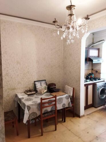 Uzunmüddətli kirayə mənzillər: Razində asan xidmətə yaxin 9 mertebeli binanın 1-ci mərtəbəsində — 8