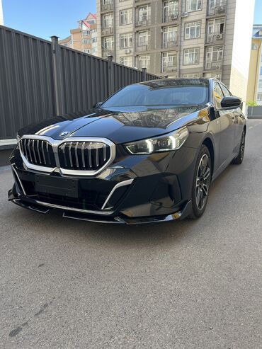 BMW: BMW 5 series: 2024 г., 2 л, Автомат, Бензин, Седан