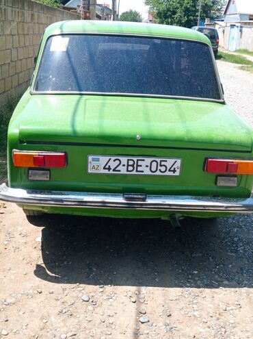 traktor sifarisi: VAZ (LADA) 2101: 1.7 l | 1980 il Sedan