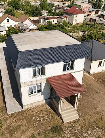 Үйлөрдү сатуу: 4 бөлмө, 200 м², 6 соток, Таш-Добо, Менчик ээси — 3