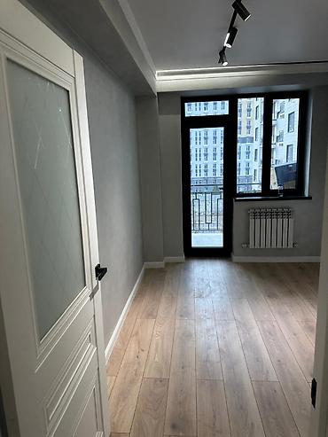 Продажа квартир: 1 комната, 42 м², 7 этаж — 3