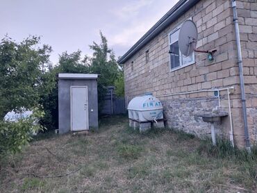 Həyət evləri və villaların satışı: 3 otaqlı, 154 kv. m, Orta təmir — 3