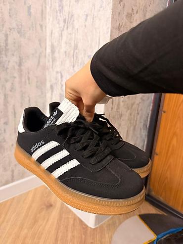 adidas kişi: 35manata alınıb geyinilmeyib, 39razmerdi hem qadın hem kisiler ucun — 4