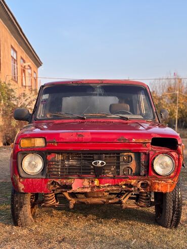 VAZ (LADA): VAZ (LADA) 4x4 Niva: 1.6 l | 1982 il Sedan — 6