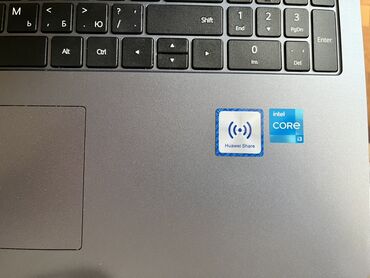 Huawei: Intel Core i3, 8 GB, 16 " — 6