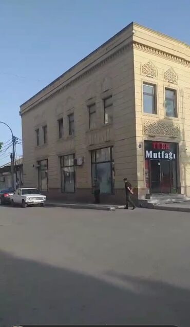 Uzunmüddətli kirayə mənzillər: Kirayə üçün mənzil – küçədə yerləşən Gəncə ş Mərkəzi Unvermağın GDU -da lalafo.az — 3 Uzunmüddətli kirayə mənzillər: Kirayə üçün mənzil – küçədə yerləşən Gəncə ş Mərkəzi Unvermağın GDU — 3