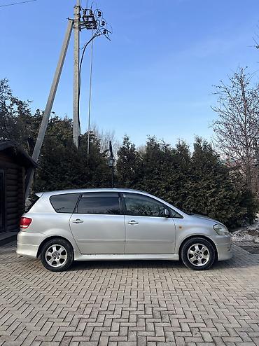 Toyota: Toyota Ipsum: 2003 г., 2.4 л, Автомат, Бензин, Минивэн — 6
