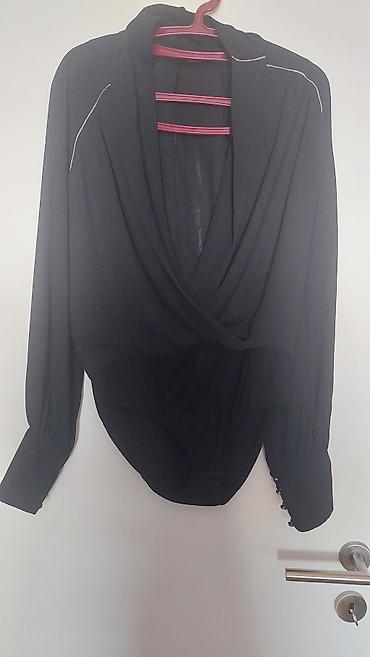 perle: Elegantni crni bodi-bluza sa dugim rukavima. - Model: bodi sa — 1
