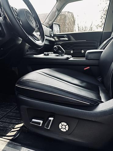 Tank: Tank 300: 2022 г., 2 л, Бензин — 8