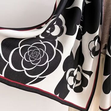 Šalovi: Ženski šal

Cena 1600din
Poručuje se,isporuka za nekoliko dana — 10