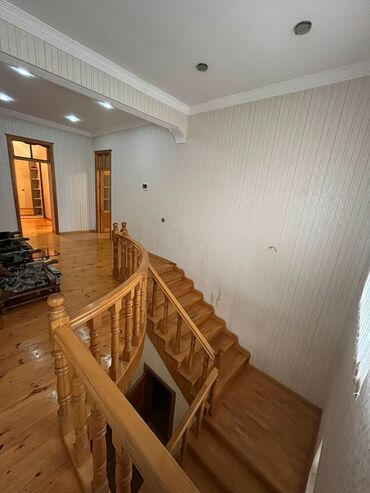 Bağ evlərinin kirayəsi: 1 kv. m, 3 otaqlı — 18