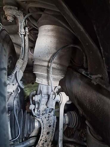 staklo: VAZDUŠNI JASTUK SA AMORTIZEROM ZA VOLKSWAGEN TOUAREG OD 2004. DO 2009 — 1