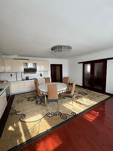 Продажа квартир: 5 и более комнат, 249 м² — 14