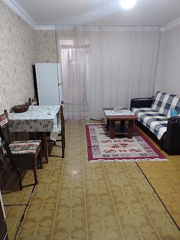 şabran rayonu: 1otagli Ev Kiraye verilir 350 AZN ailelere verilir paltar yuyan — 2