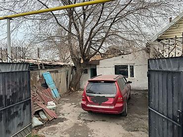 Продажа времянок: Срочно продаётся пристроенная времянка в центре города, район — 1