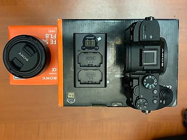 Фотоаппараты: Sony A7 iii body qutusu var 50mm prime lens qutusu var DJI Ronin RS3 — 3