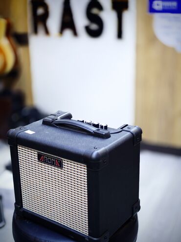 Dinamiklər və kolonkalar: Səsgücləndirici 70 azn den başlayaraq AG-04-70 azn AG-05-70 azn -da lalafo.az — 8 Dinamiklər və kolonkalar: Səsgücləndirici 70 azn den başlayaraq AG-04-70 azn AG-05-70 azn — 8