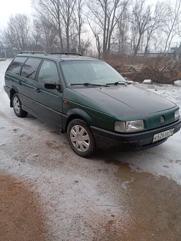 авто бафер: Volkswagen Passat: 1991 г., 1.8 л, Механика, Бензин, Универсал